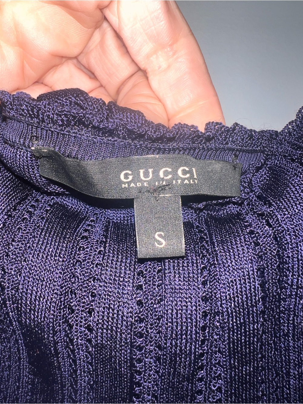 Gucci Dark Navy Ribbed Knit Top with Scalloped Neck - Picture 2 of 12